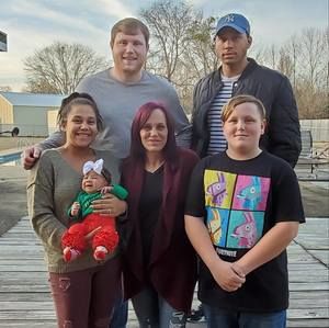 Meet your Posher, Linda